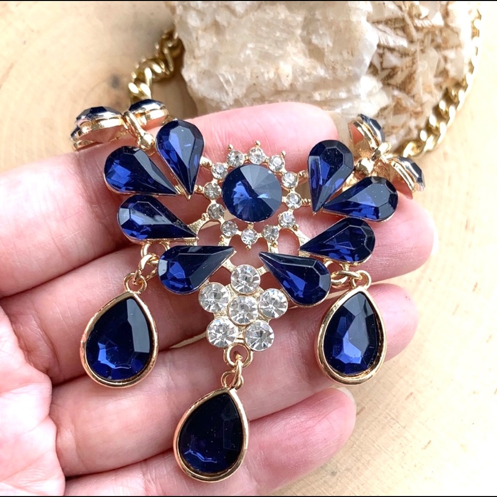 Beautiful Navy Blue Crystal Rhinestones Necklace - Picture 7 of 8